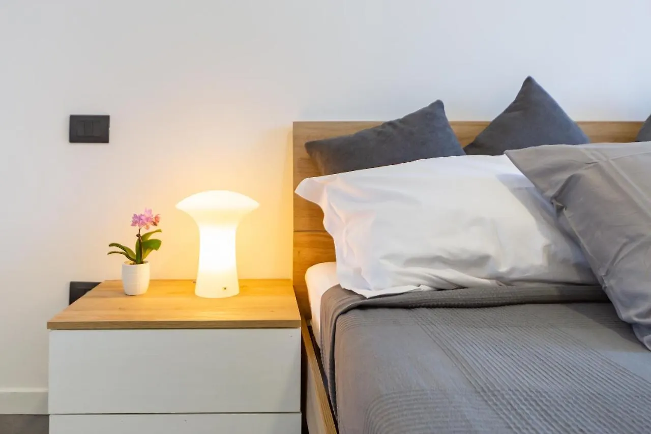 Khl Apartments Milan