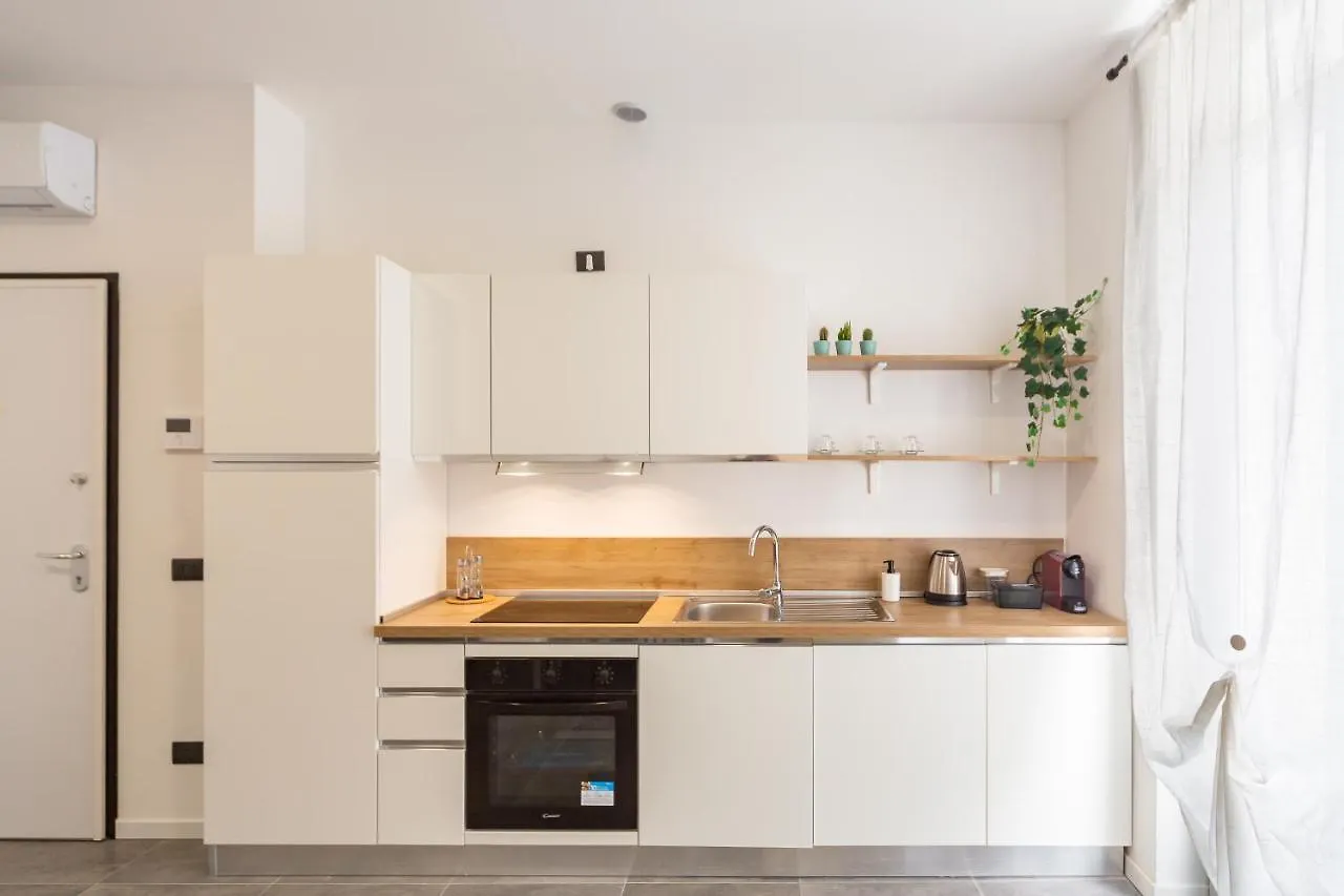 Khl Apartments Milan 0*,