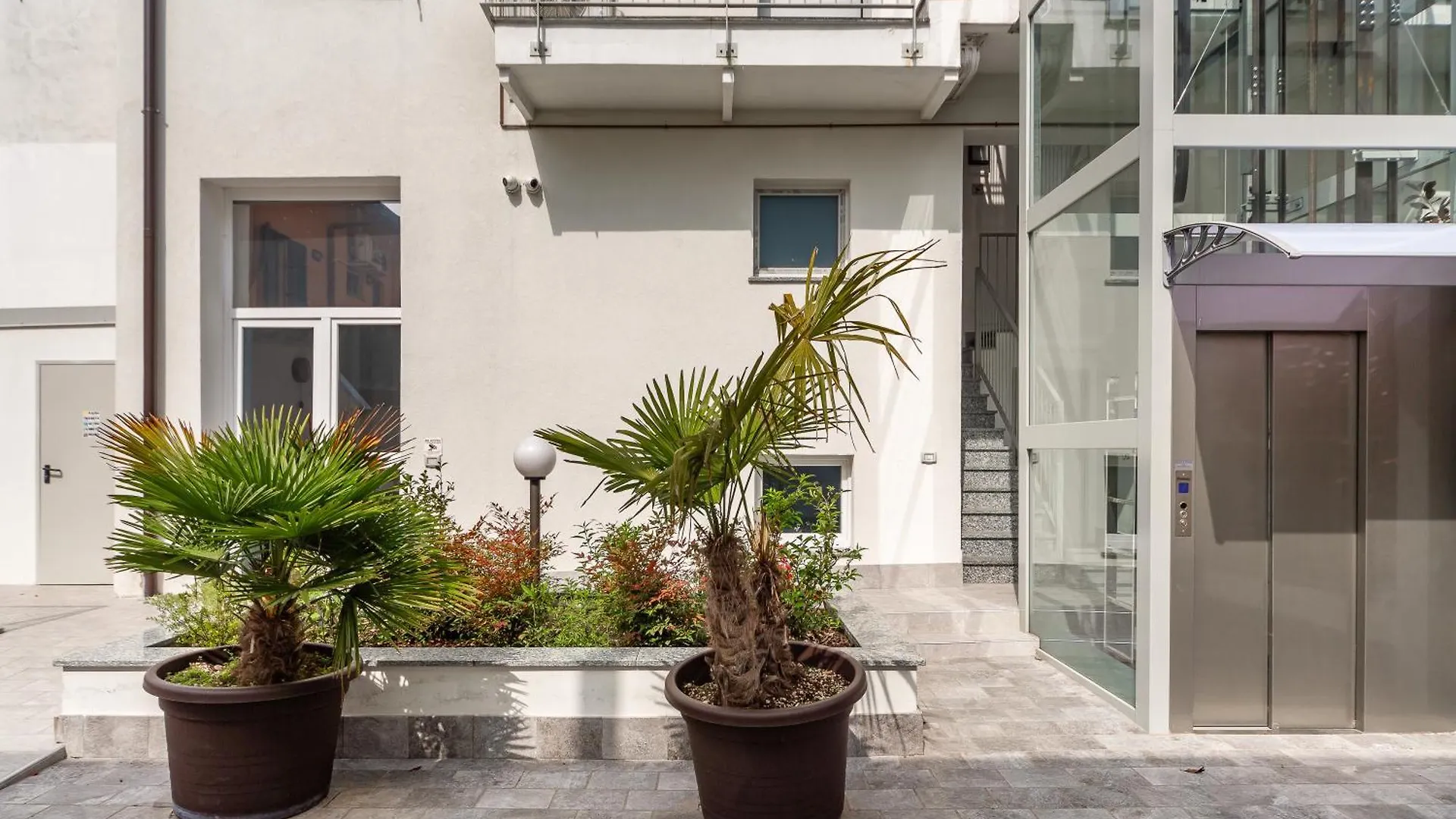 Khl Apartments Milan Italy